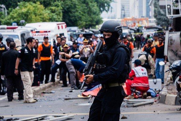 پلیس اندونزی 9 نفر را به اتهام ارتباط با داعش بازداشت کرد پلیس اندونزی 9 نفر را به اتهام ارتباط با داعش بازداشت کرد