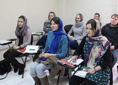حضور فارسی آموزان روسیه در نمایشگاه گردشگری تهران