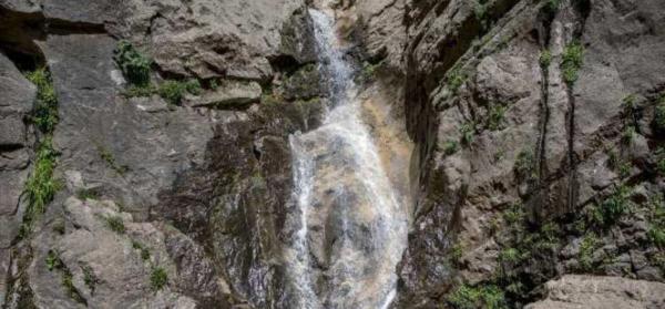 تصاویری از جاری شدن آبشار تافه پس از 15 سال
